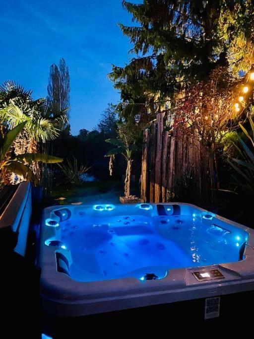Cottage, Lodge & Spa Prouilly Ngoại thất bức ảnh